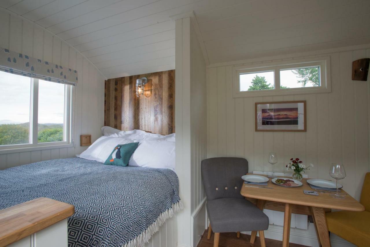 Вилла West Coast Hideaways Nedd Экстерьер фото
